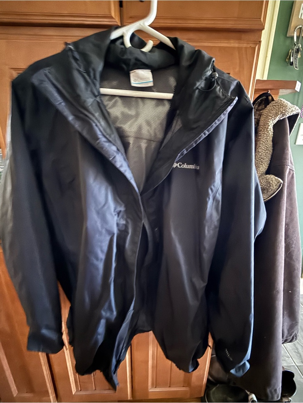 Columbia Black Hooded Lightweight Shell Jacket
